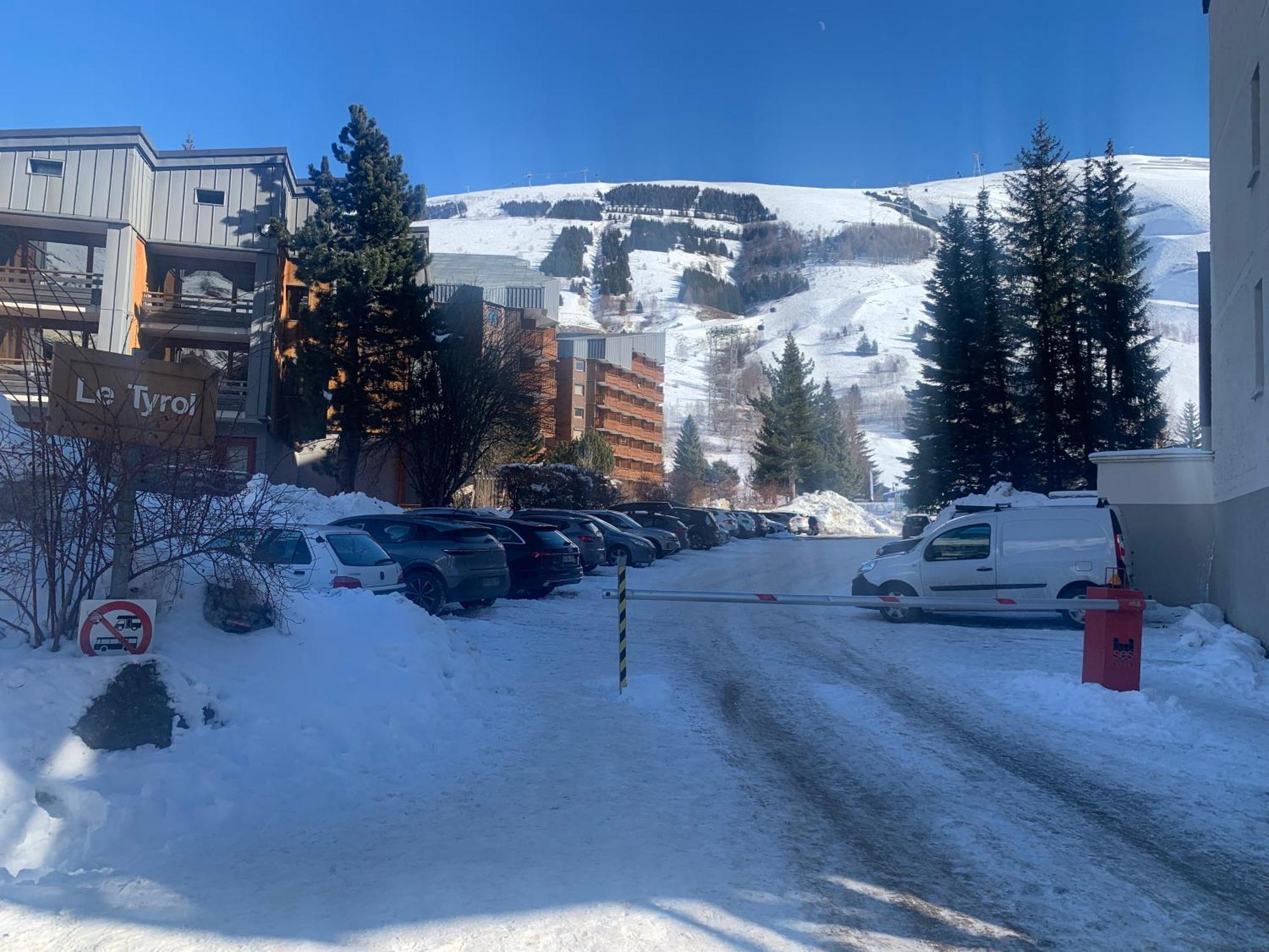 Studio De 32 M2 Pour 3 Personnes Pied Des Pistes Ле дез Альп Экстерьер фото